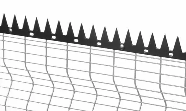 Vista Spike Plastic Coated PreGalv 1.0m Black